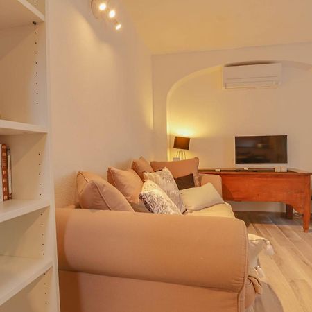 "La Petite Maisonnette" Au Calme, Proche Plage Menton Luaran gambar