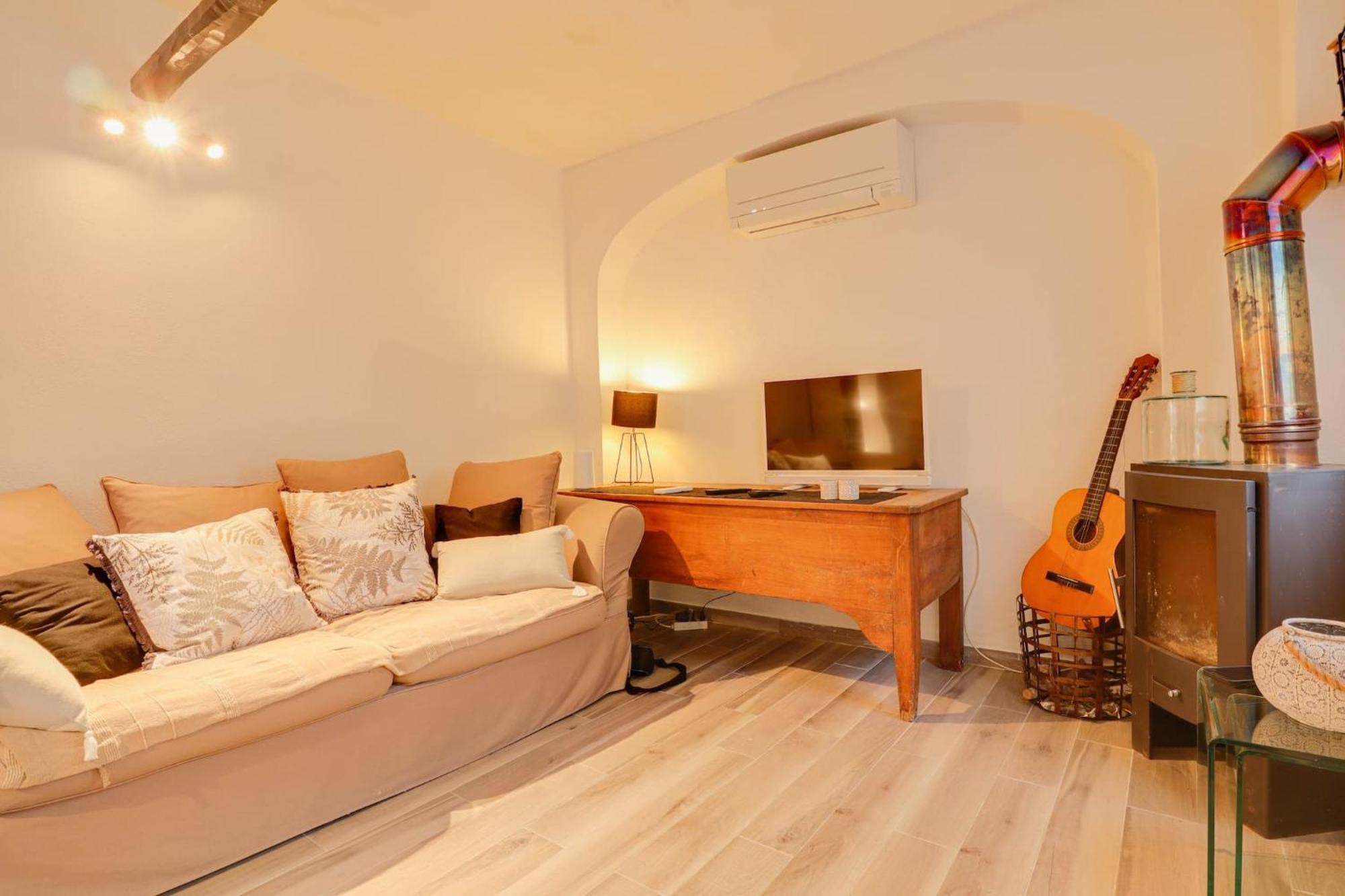 "La Petite Maisonnette" Au Calme, Proche Plage Menton Luaran gambar