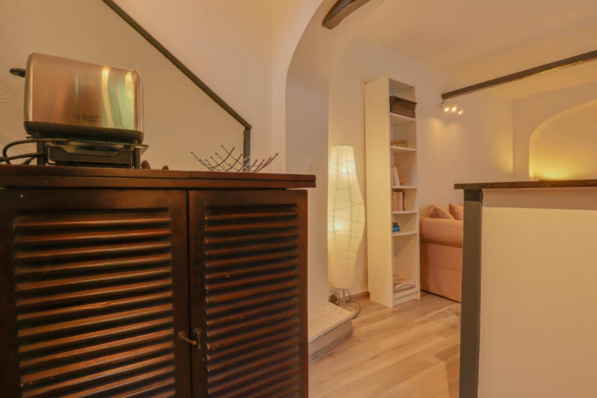 "La Petite Maisonnette" Au Calme, Proche Plage Menton Luaran gambar